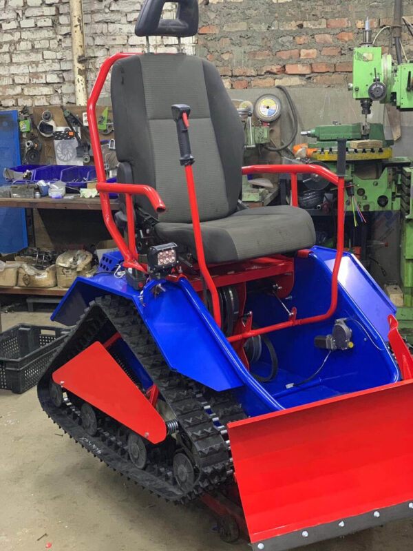 Коммунальный мини трактор 2_2