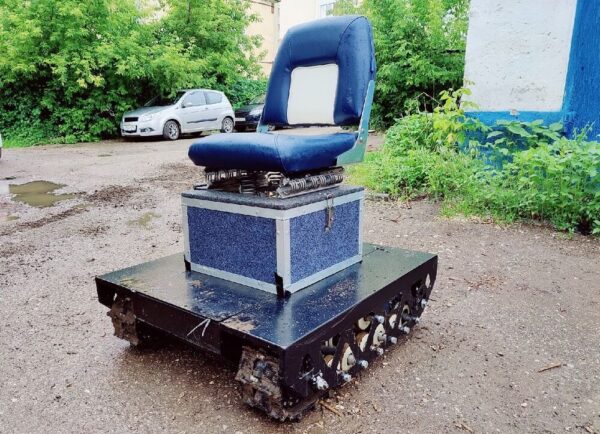 Гусеничный робот_гусеничная платформа_самоходная гусеничная платформа_гсуеничное шасси_3